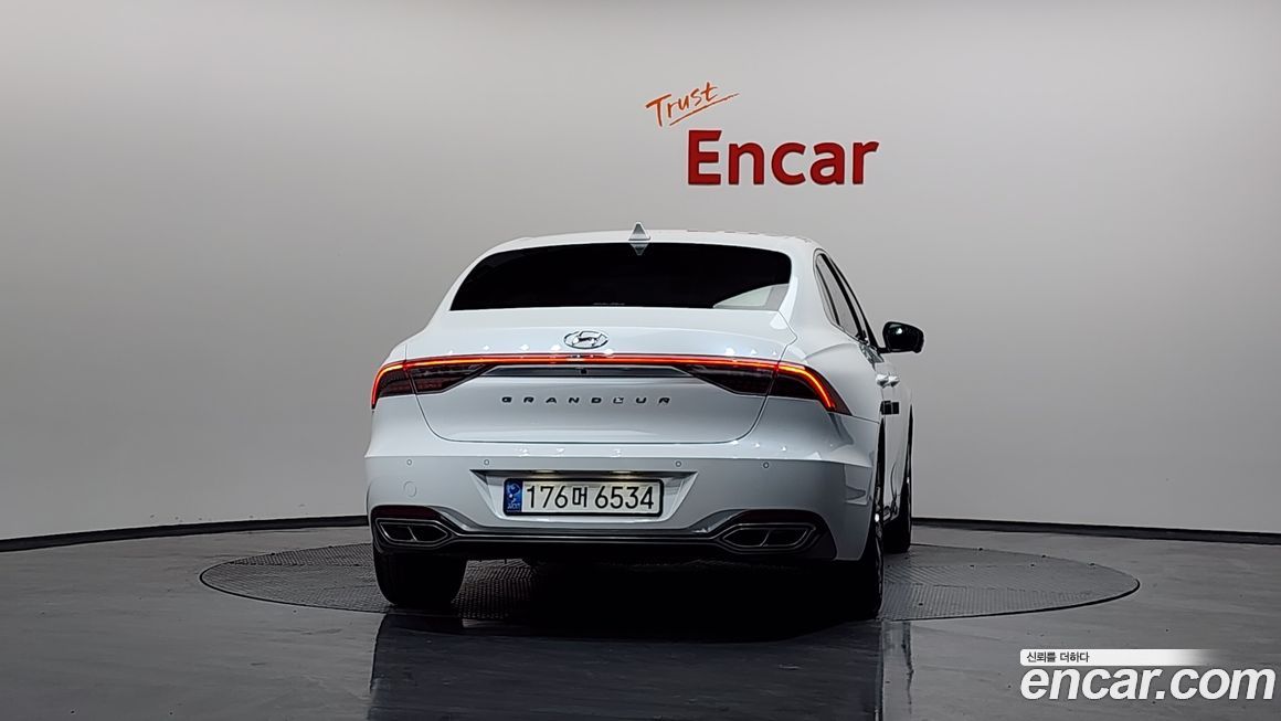 Hyundai Grandeur 2022