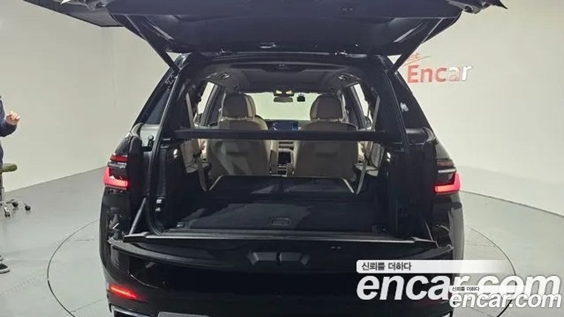 BMW X7 2024