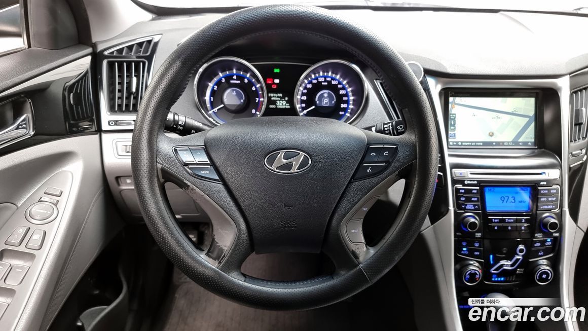 Hyundai Sonata 2010