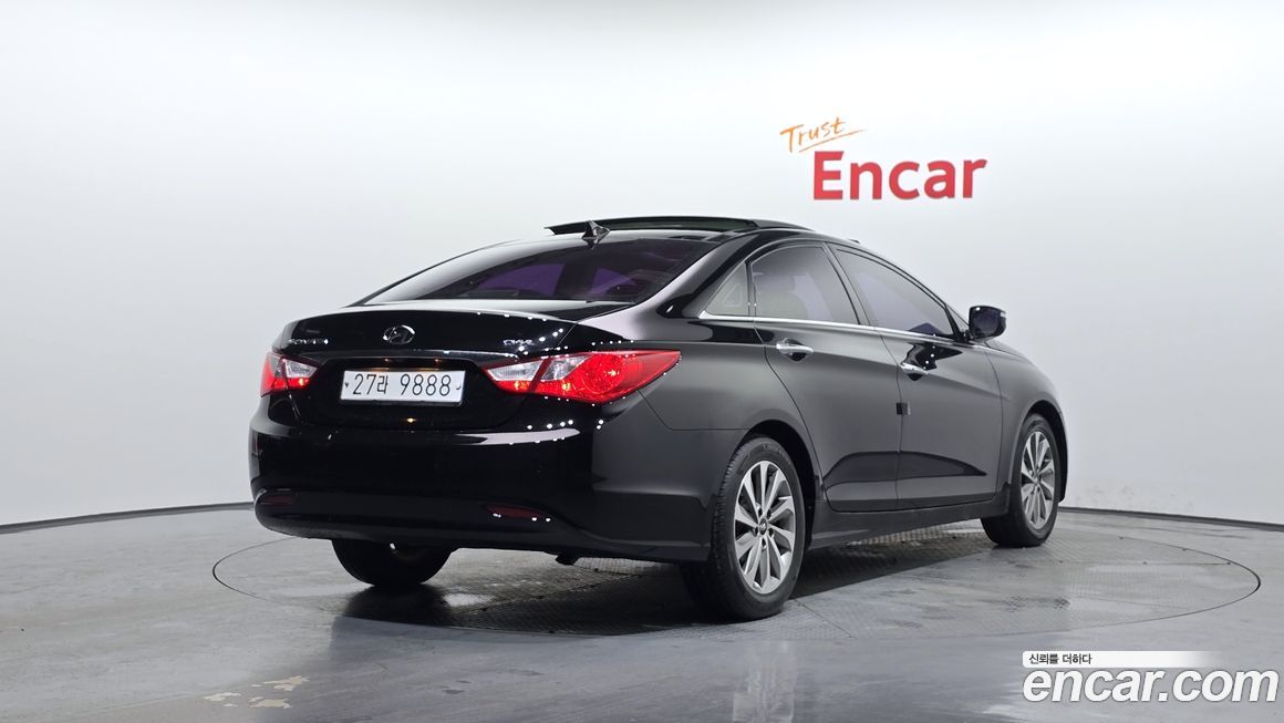 Hyundai Sonata 2013