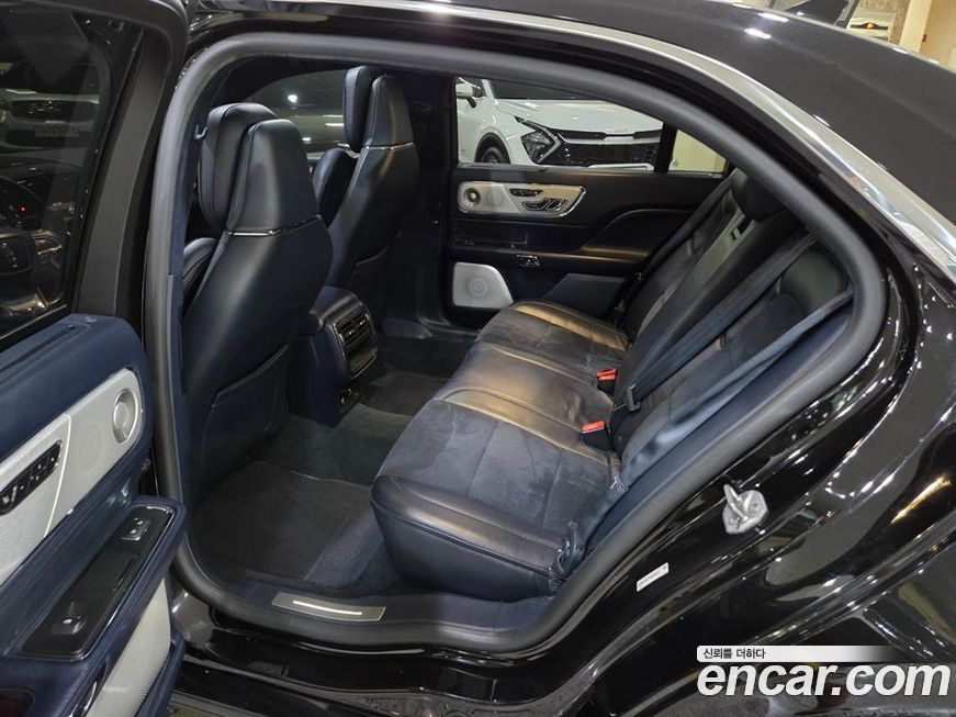 Lincoln Continental 2019