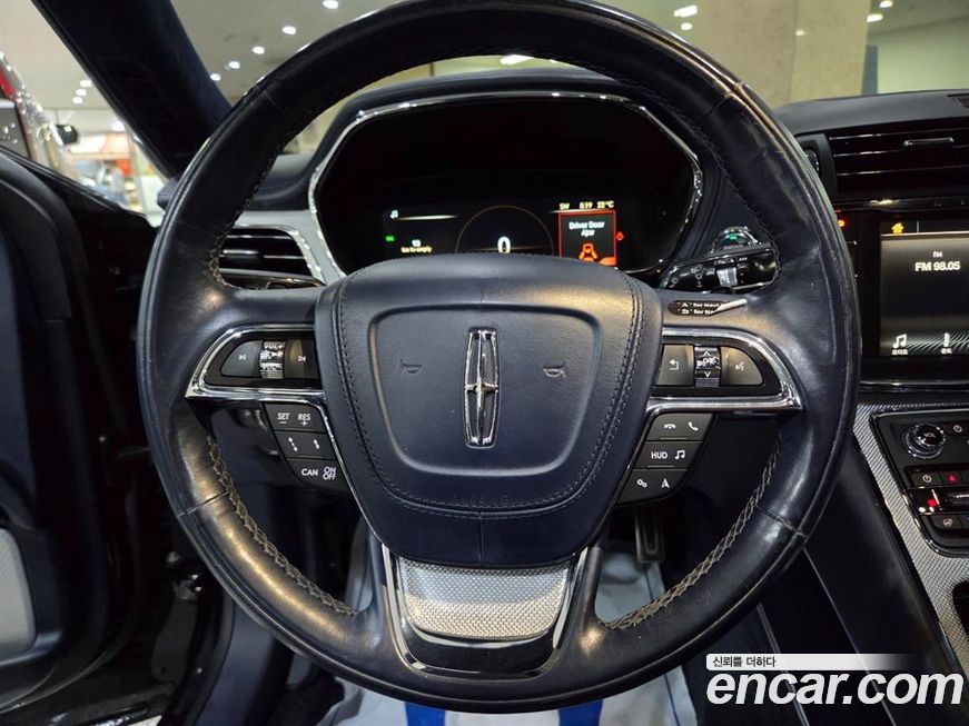 Lincoln Continental 2019