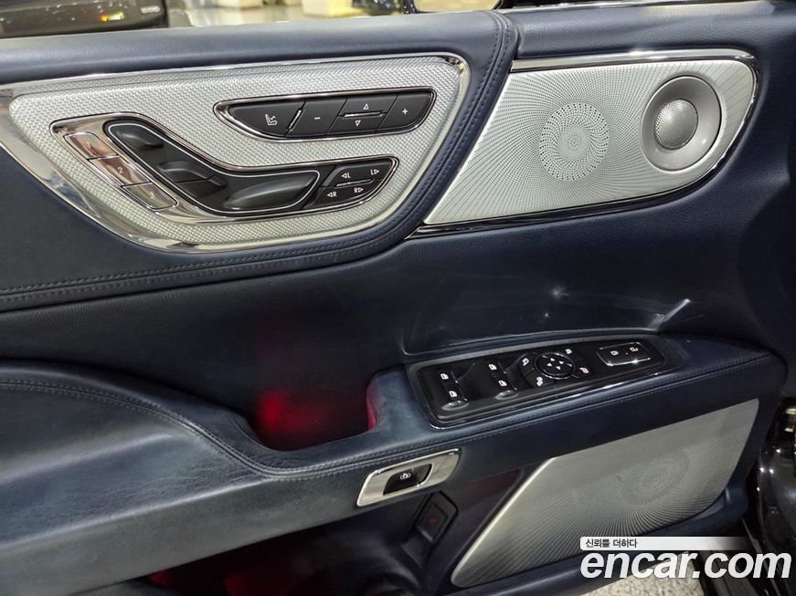 Lincoln Continental 2019