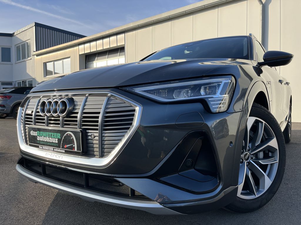 Audi e-tron 2022
