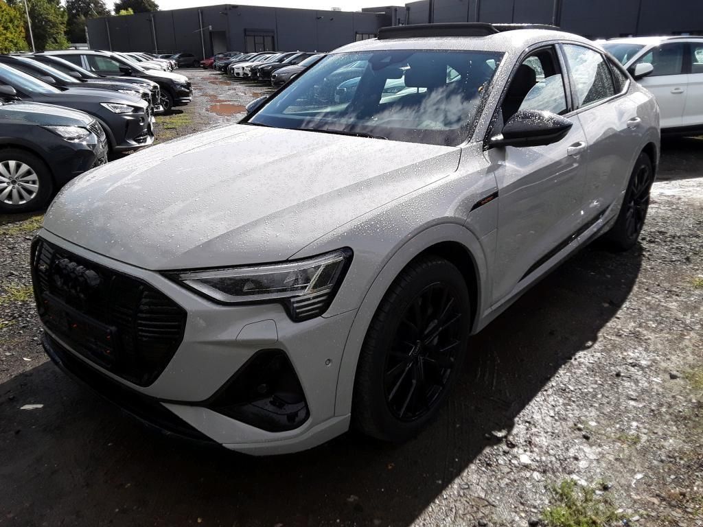 Audi e-tron 2023