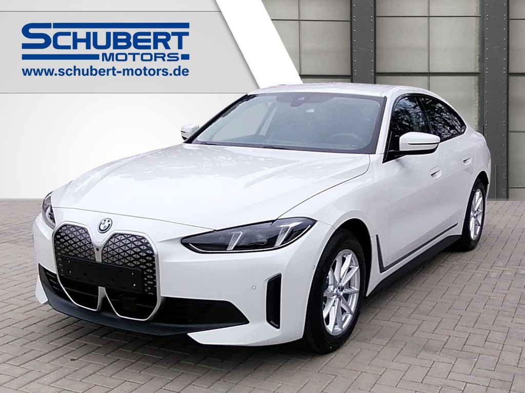 BMW i4 2025