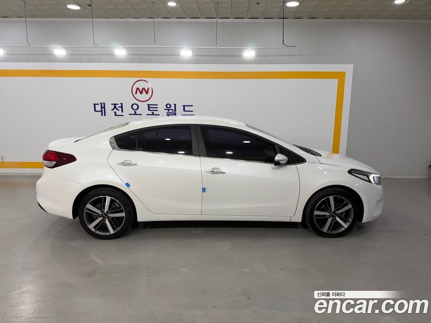 Kia K3 2017