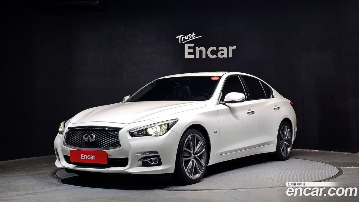 Infiniti Q50 2016