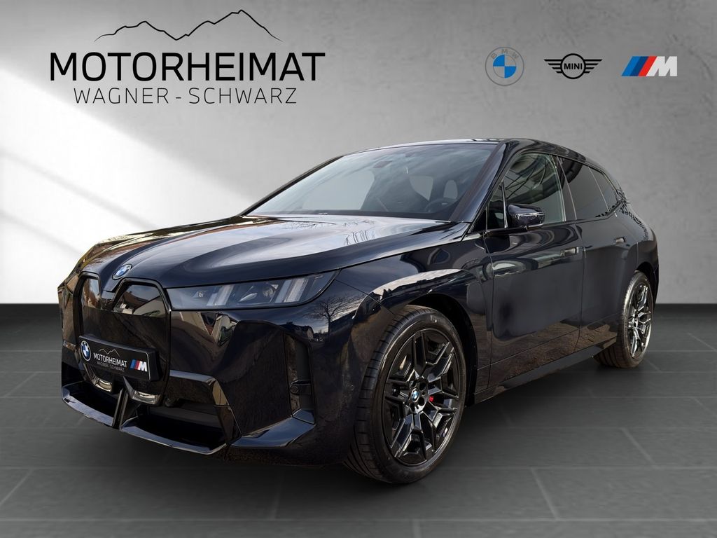 BMW iX