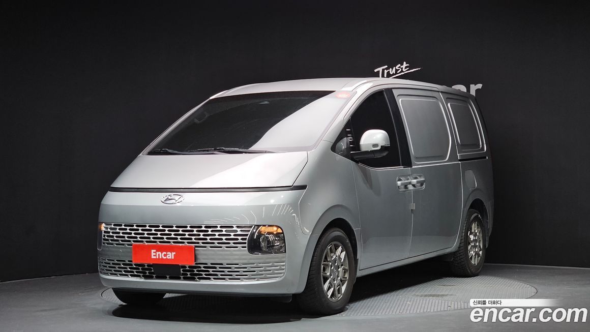 Hyundai Staria 2022