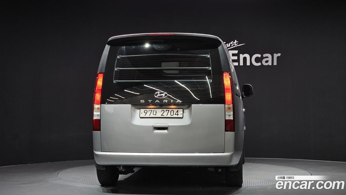 Hyundai Staria 2022