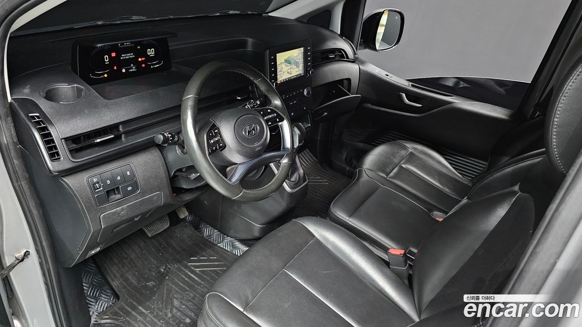 Hyundai Staria 2022