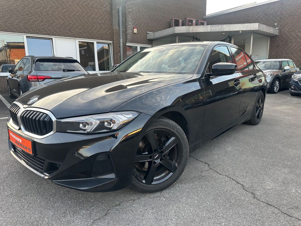 BMW 318 2022