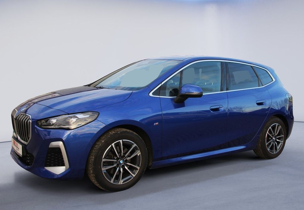BMW 218 2024