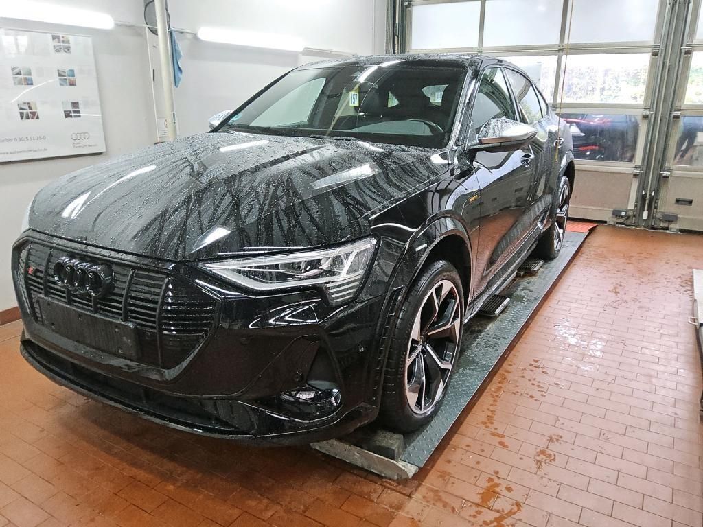 Audi e-tron 2022
