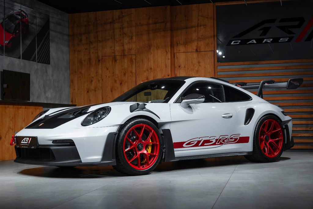 Porsche 992 2025