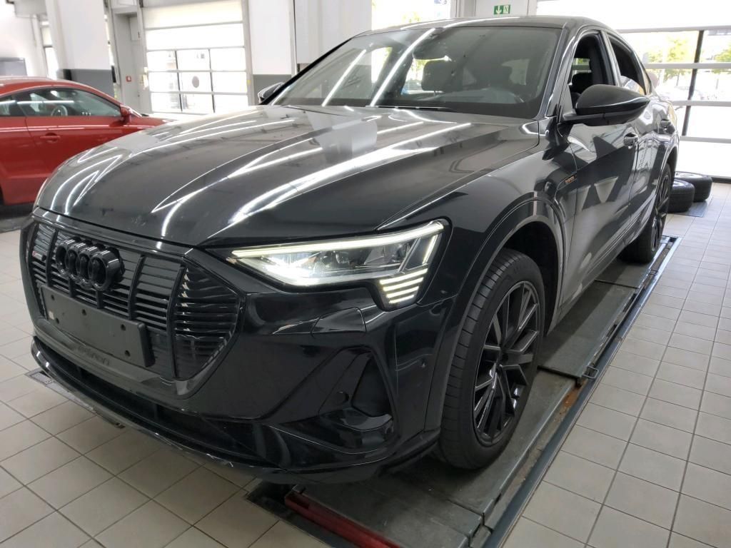 Audi e-tron 2023