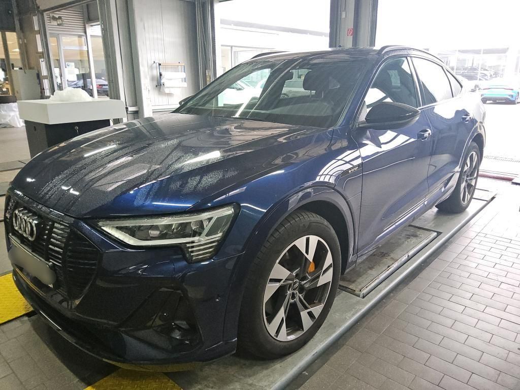 Audi e-tron 2022
