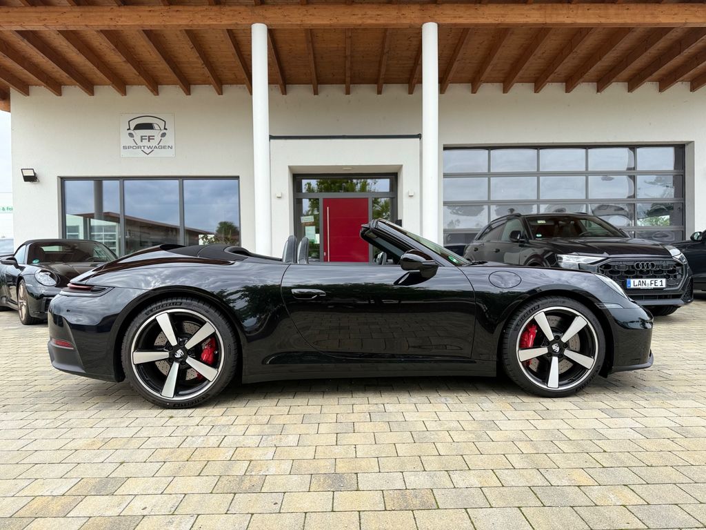 Porsche 992 2025