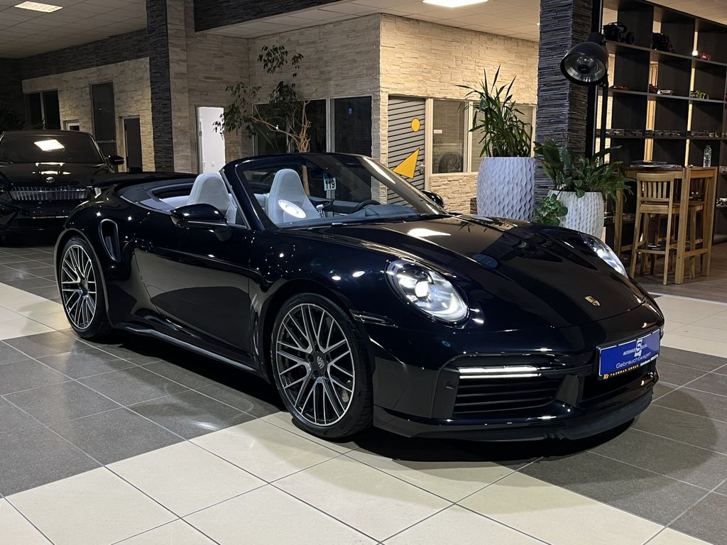 Porsche 992 2021