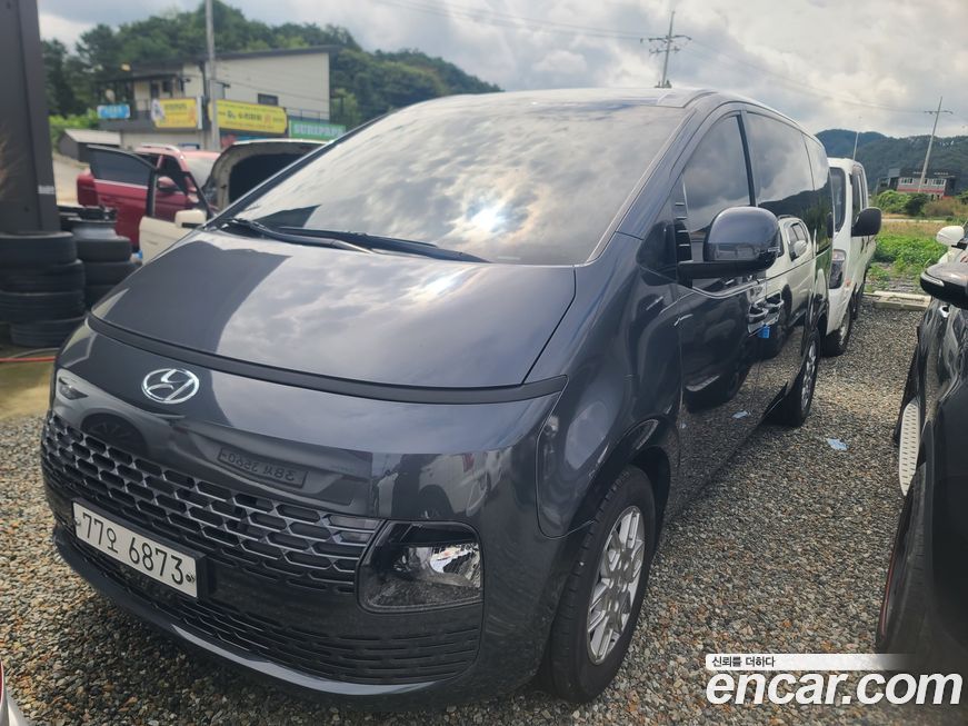 Hyundai Staria 2022