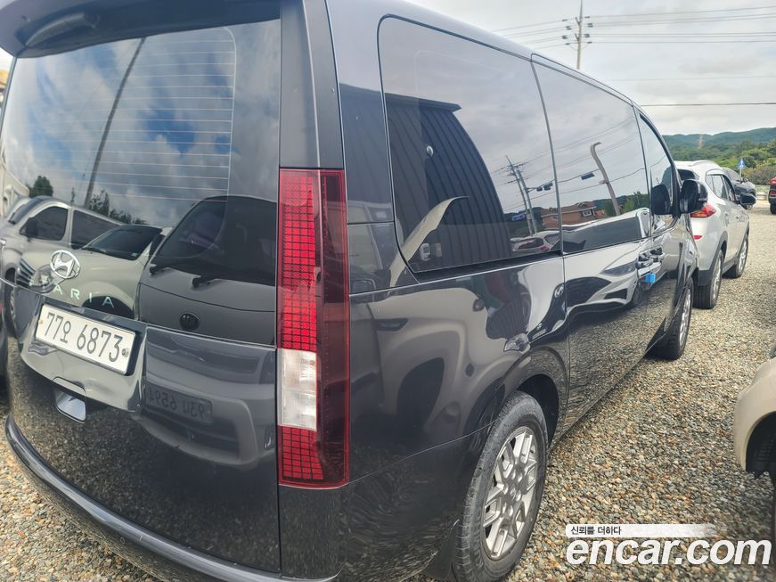 Hyundai Staria 2022
