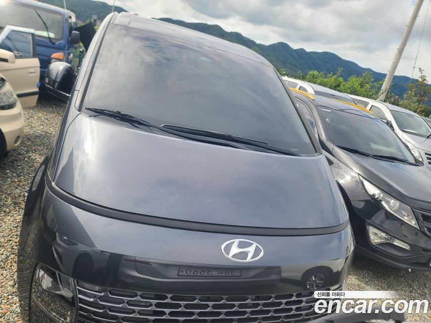 Hyundai Staria 2022