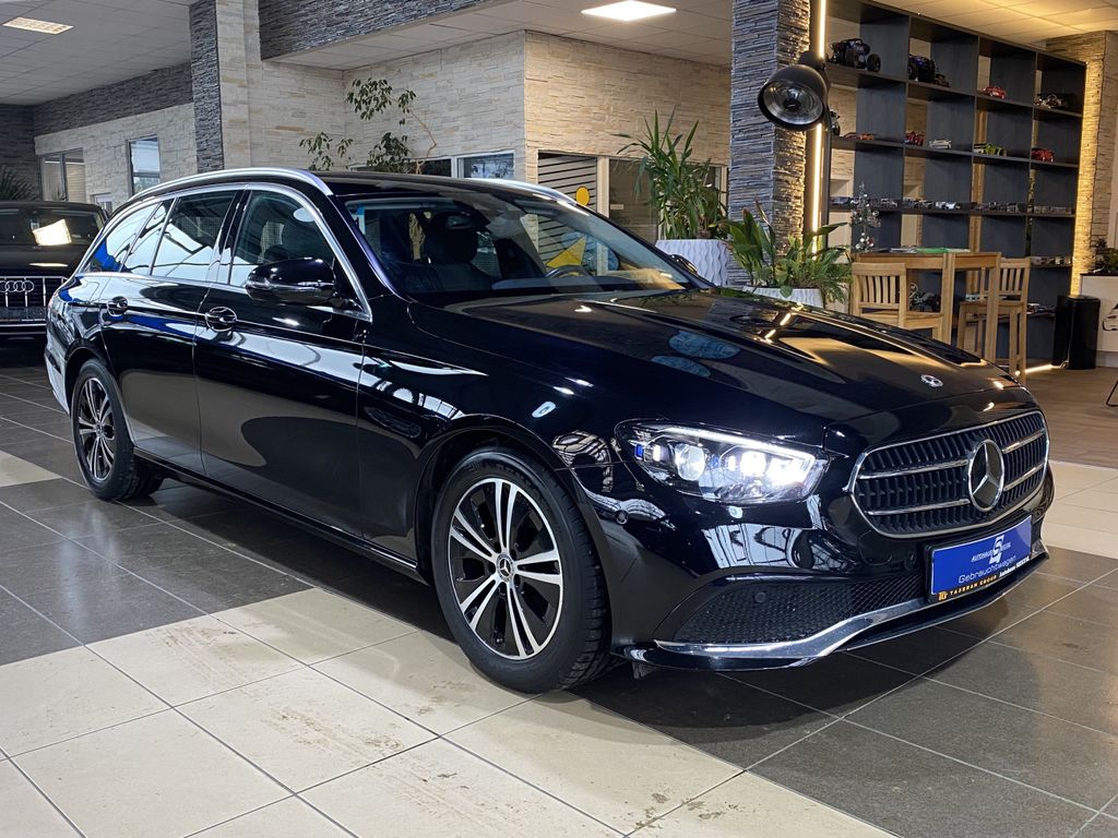 Mercedes-Benz E 220 2021