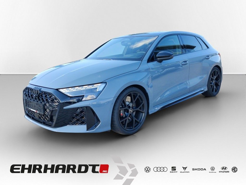 Audi RS3 2025