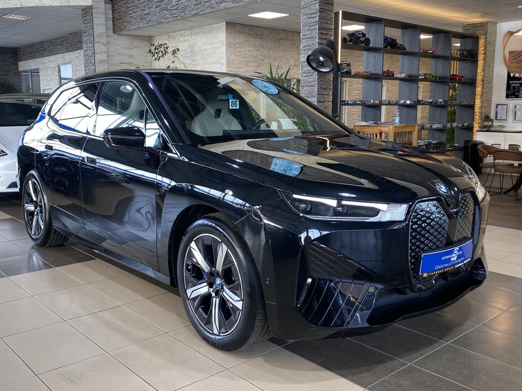 BMW iX 2023