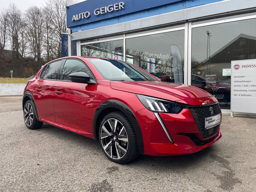 Peugeot 208 2021