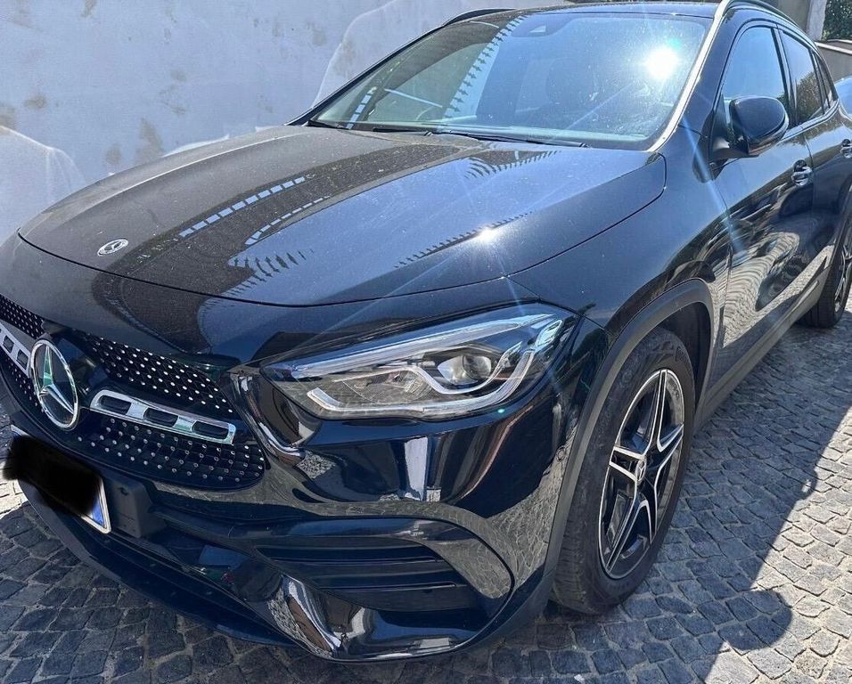 Mercedes-Benz GLA 200 2022