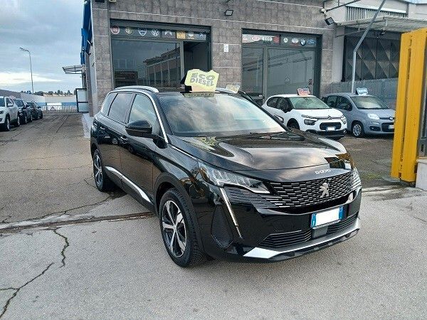 Peugeot 5008 2021