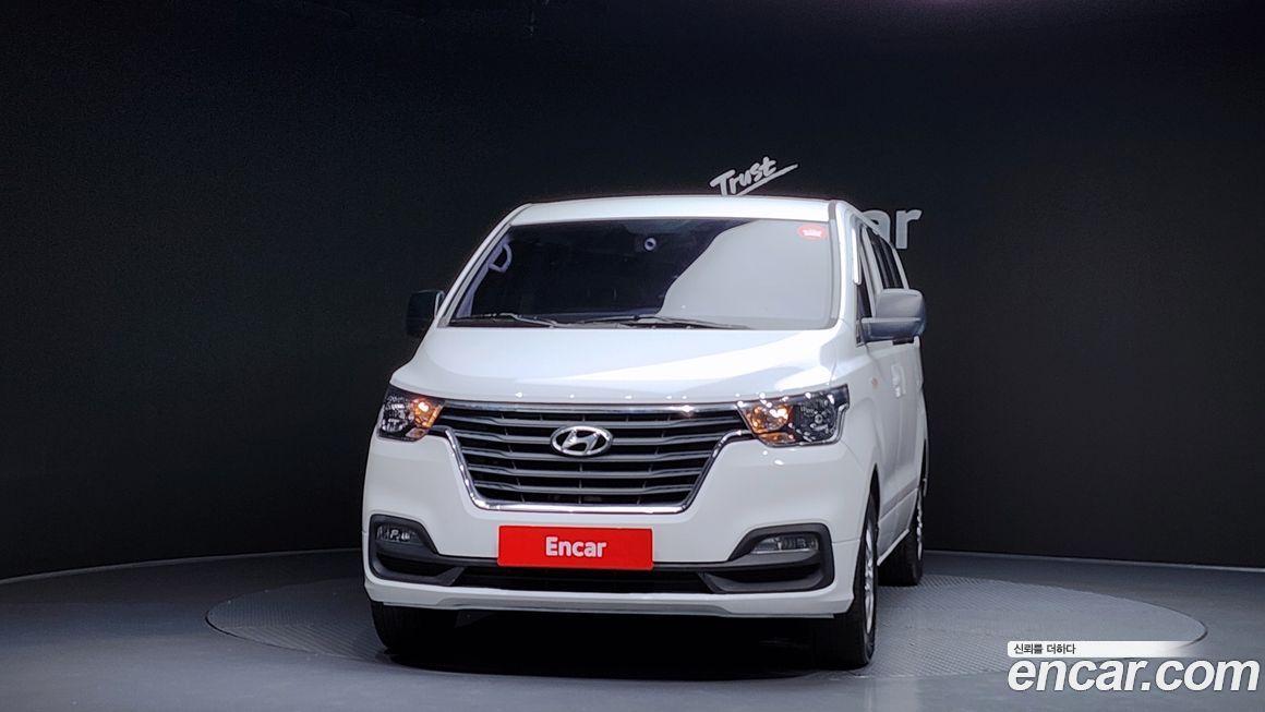 Hyundai Starex 2019