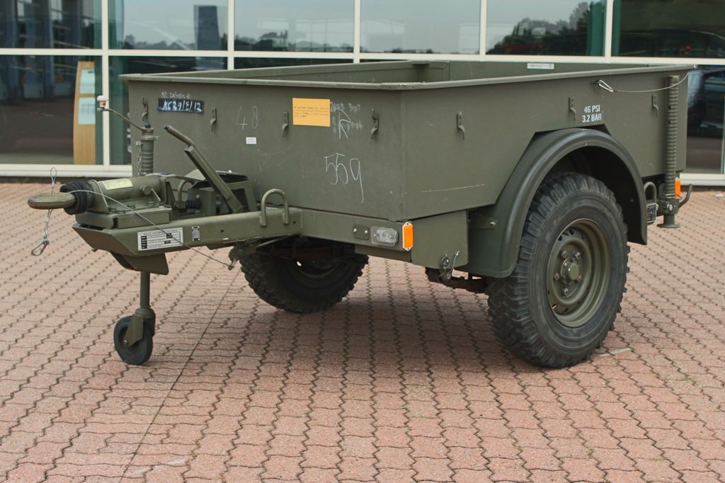 Land Rover Defender 2004