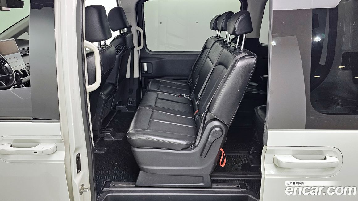Hyundai Staria 2022