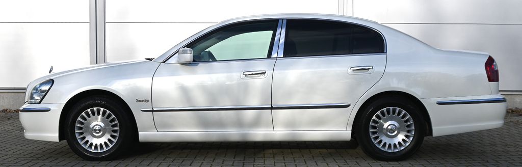 Nissan Other 2005
