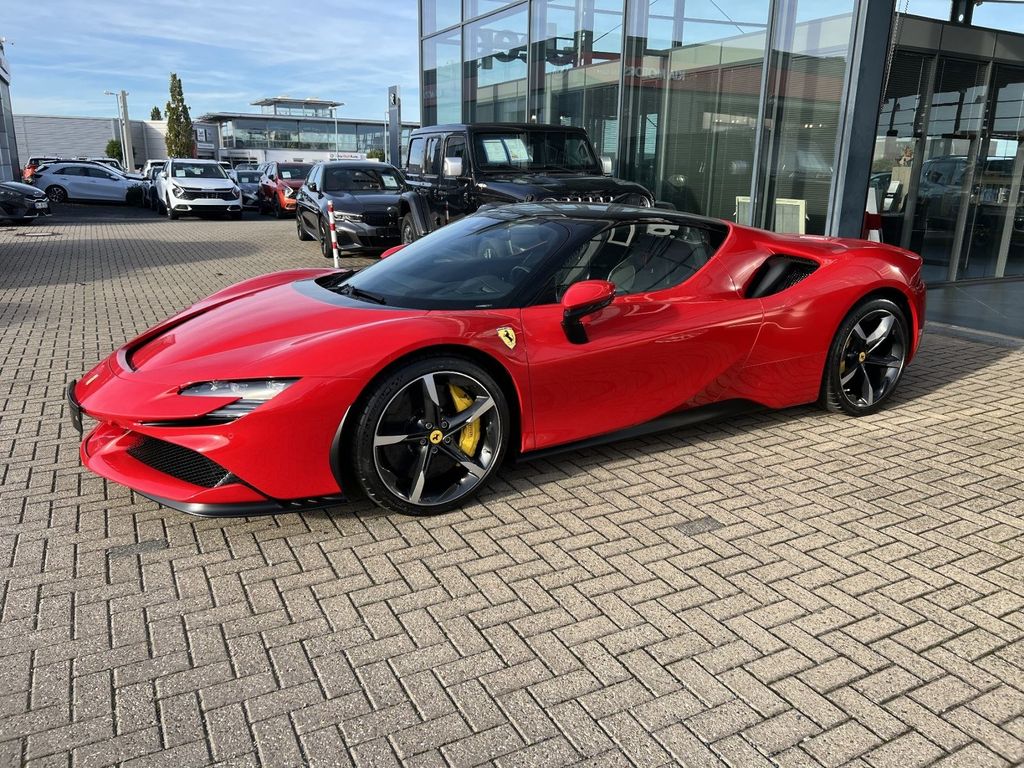 Ferrari SF90 2022