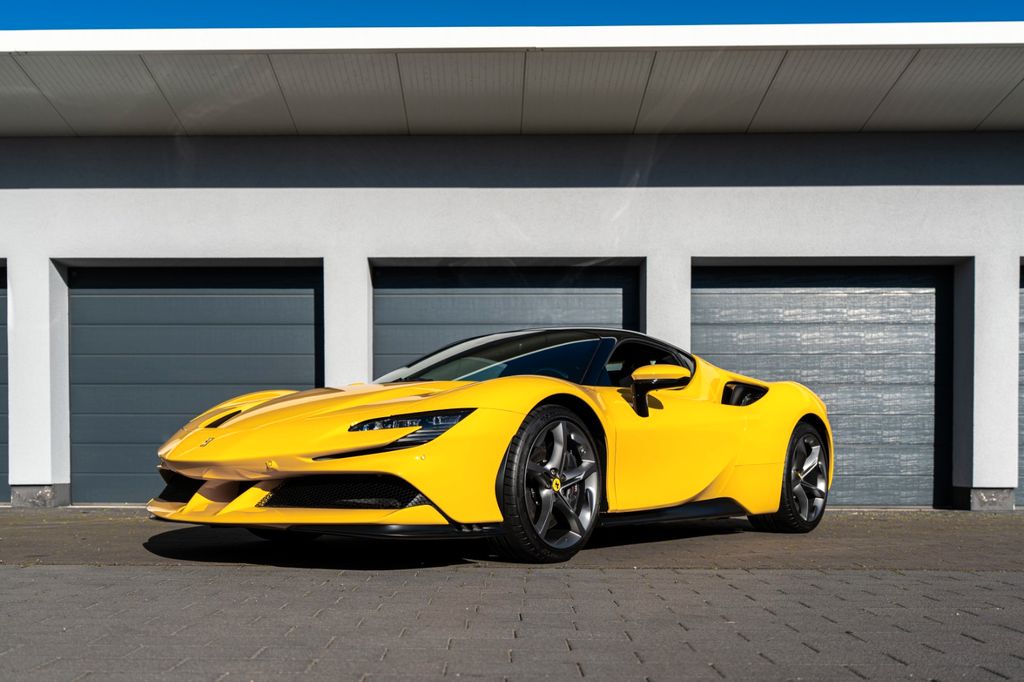 Ferrari SF90 2022