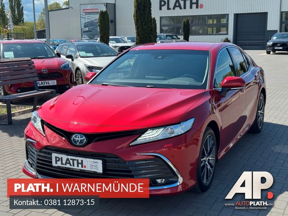 Toyota Camry 2021