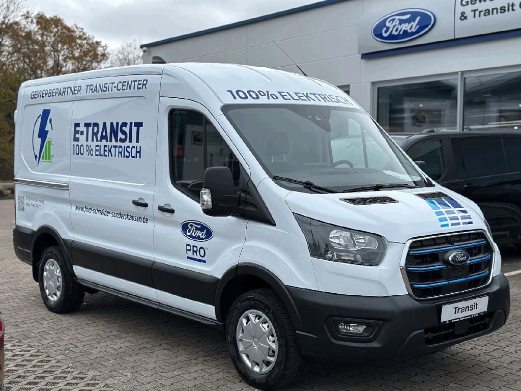 Ford Transit 2023