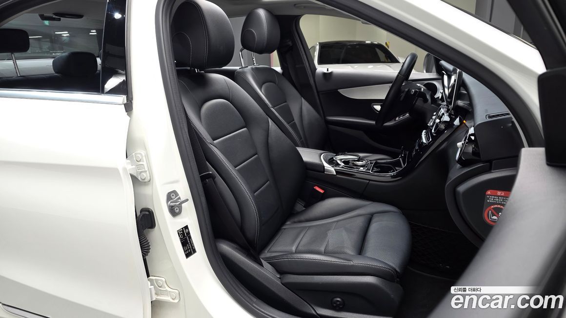 Mercedes-Benz C-Class 2018