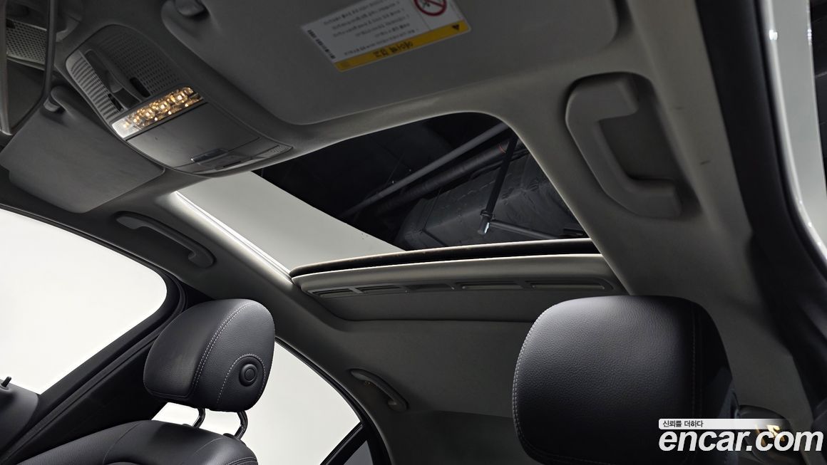 Mercedes-Benz C-Class 2018