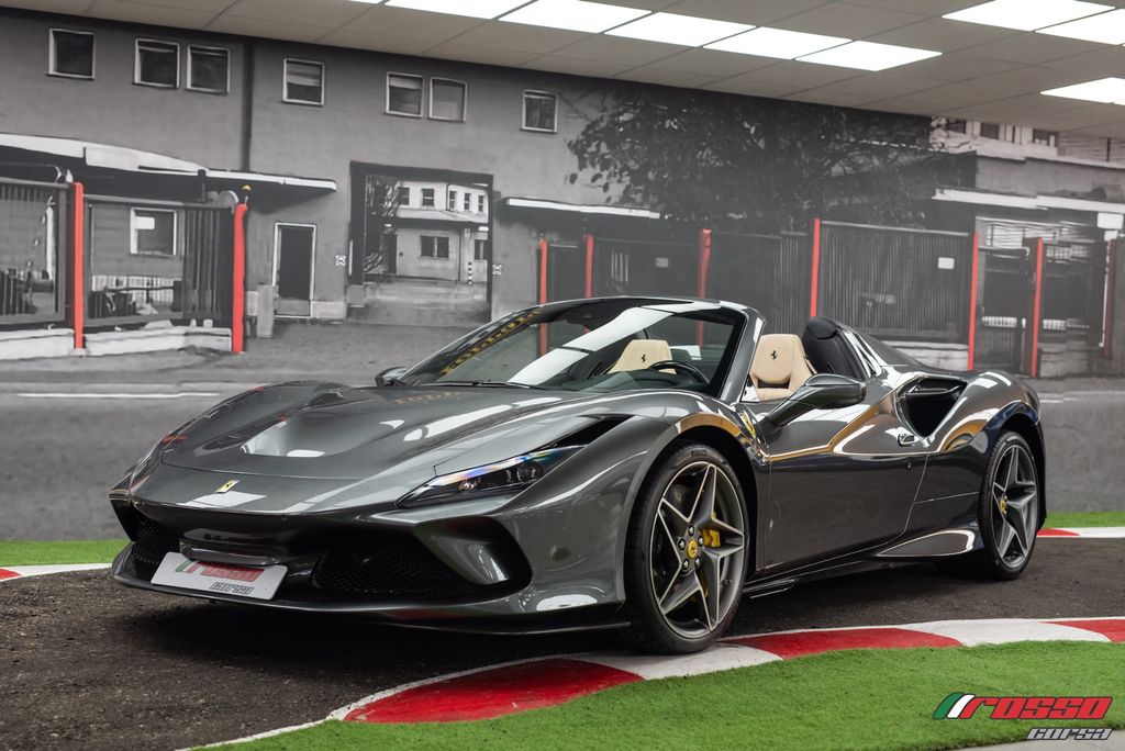 Ferrari F8 2022