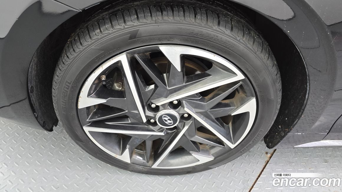 Hyundai Grandeur 2021