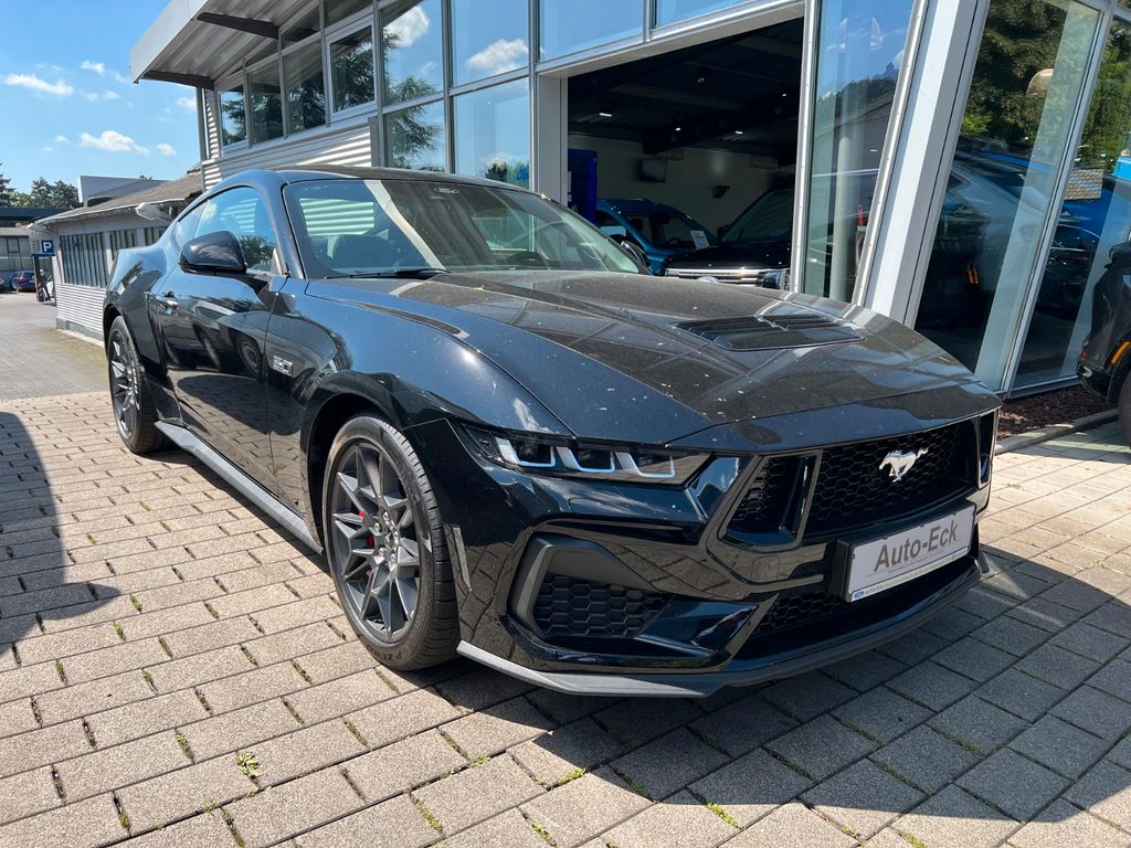 Ford Mustang 2025
