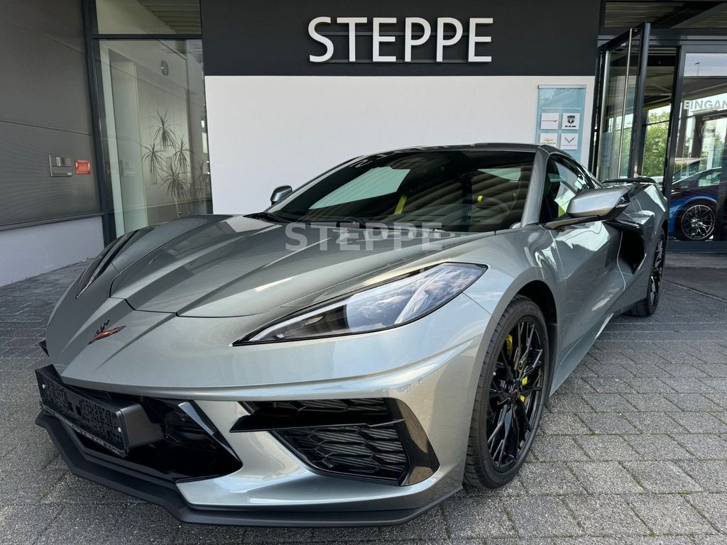 Corvette C8 2025