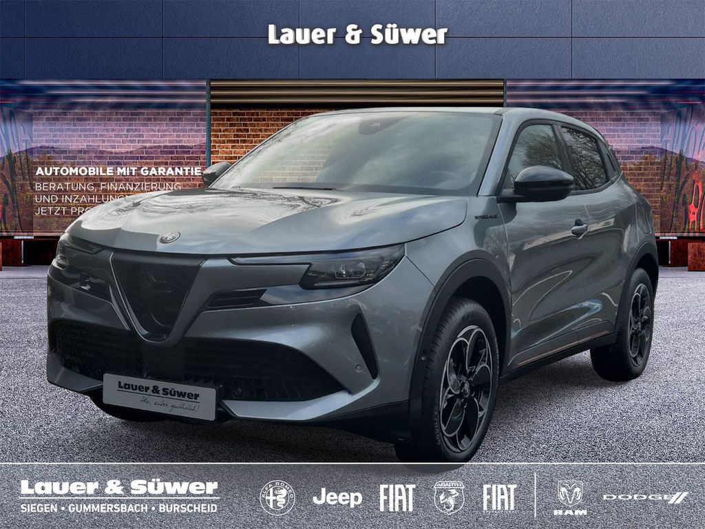 Alfa Romeo Junior 2025