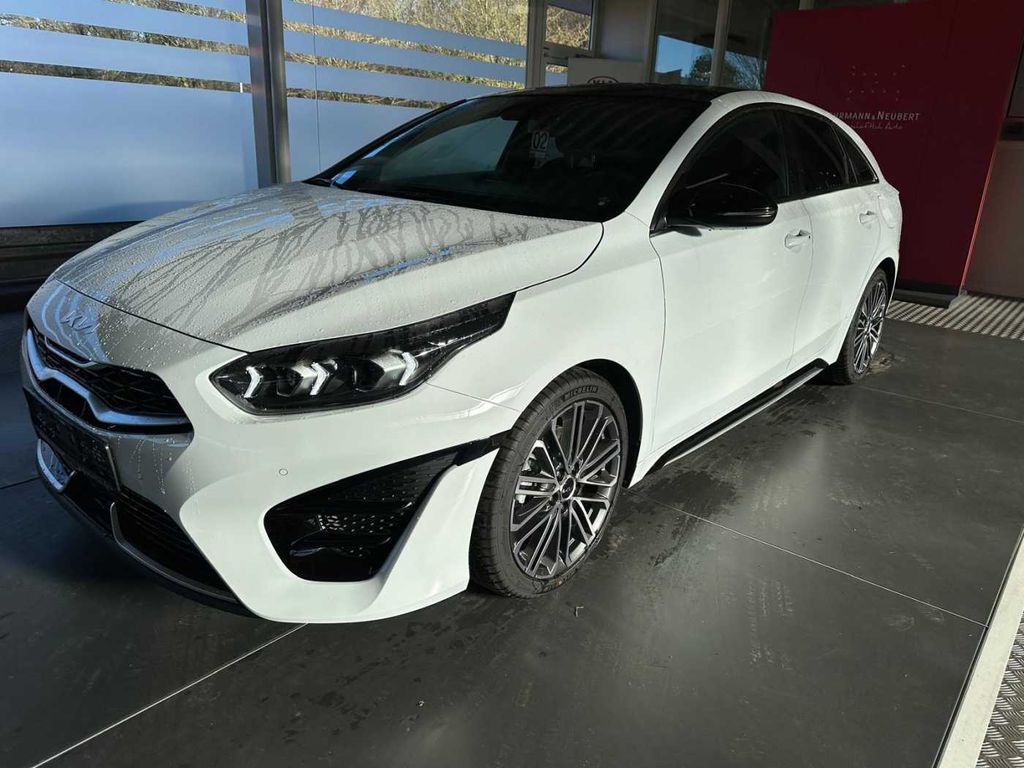 Kia pro cee'd / ProCeed 2024