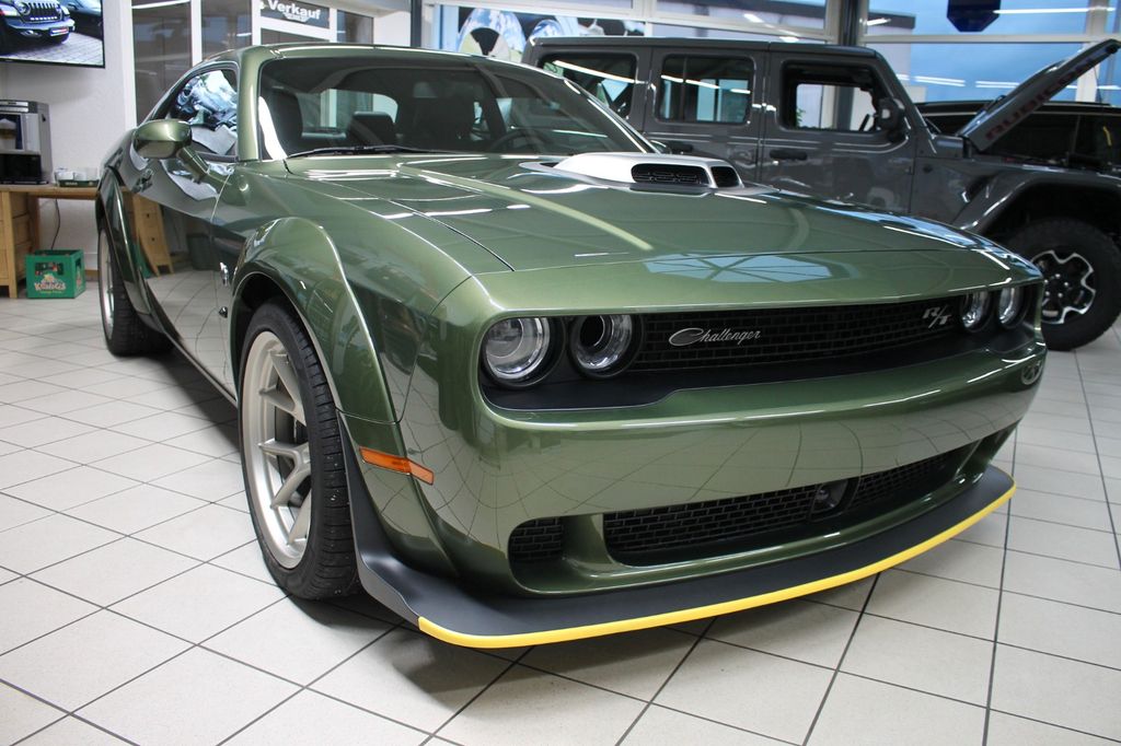 Dodge Challenger